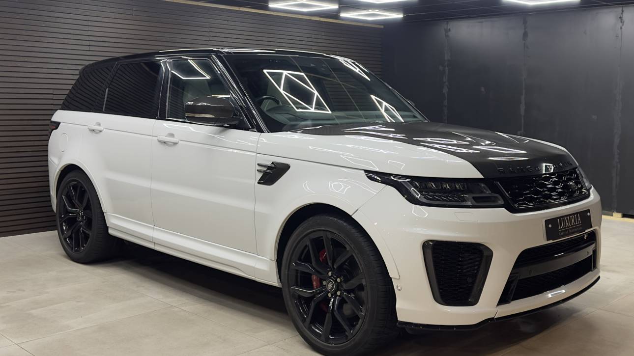 Range Rover Sport SVR P575 Carbon Edition
