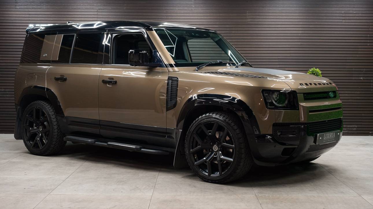 Land Rover Defender 110 SD4 First Edition Urban