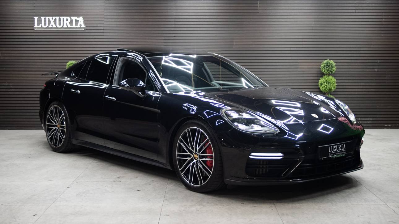 Porsche Panamera 4.0T V8 Turbo PDK 4WD