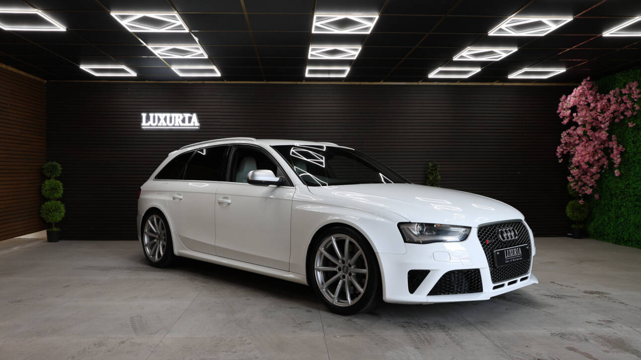 Audi RS4 4.2 FSi V8 Avant